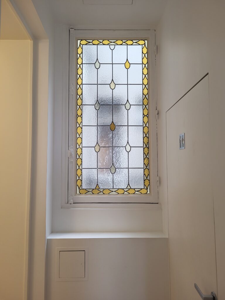 Gouttes d'Or et d'Ambres couloir Gouttes d'Or et d'Ambres couloir